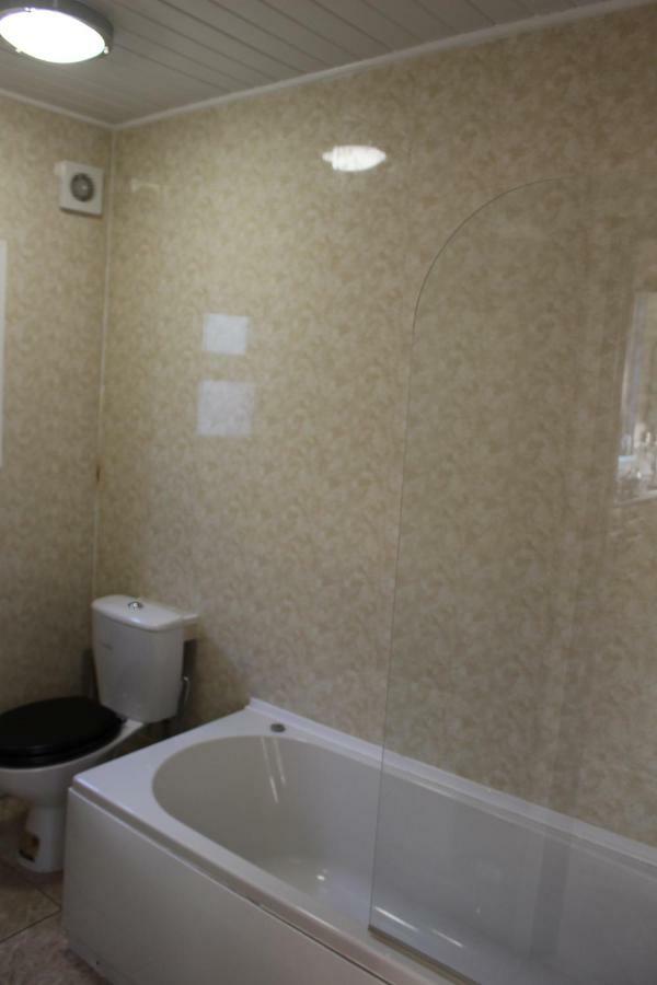 John St Town House - Self Catering - Guesthouse Style - Great Value Family And Double Rooms Веркінґтон Екстер'єр фото